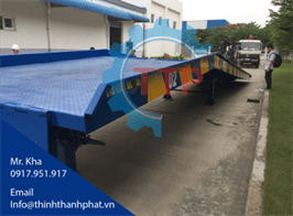CẦU CHO XE NÂNG DẪN HÀNG LÊN CONTAINER