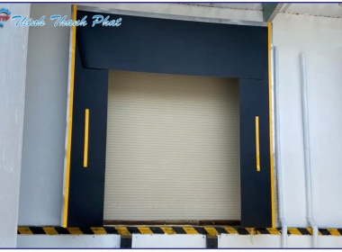 BẠT CHE ĐUÔI CONTAINER