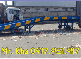 CẦU DẪN XE NÂNG HÀNG LÊN CONTAINER